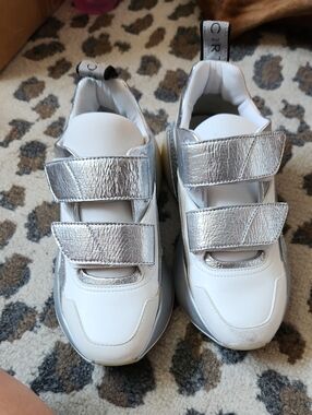 Stella McCartney White and Silver Velcro Sneakers